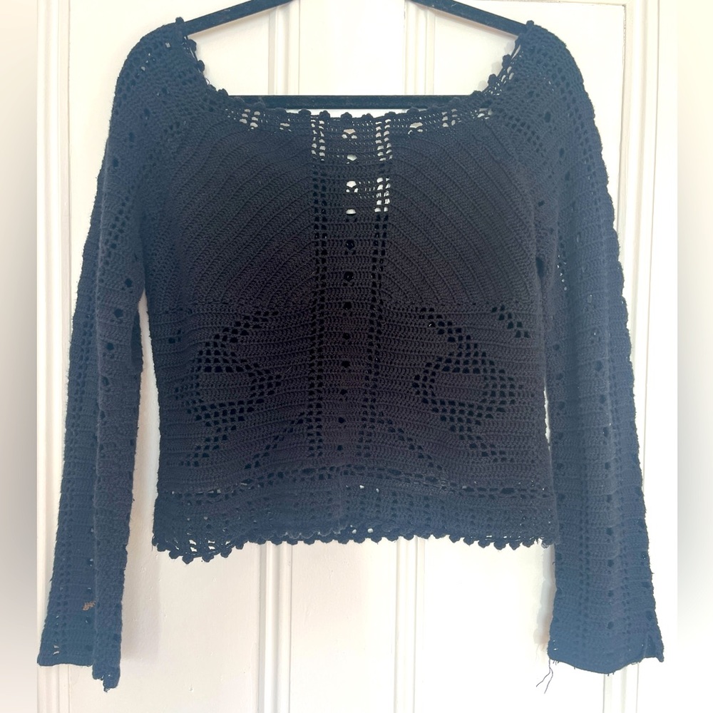 Crocheted black sweater Small
